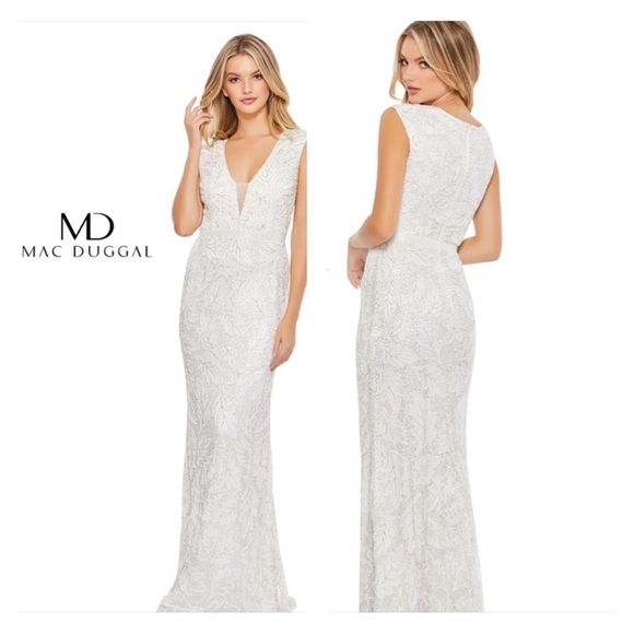 Mac Duggal 5429 NWT Plunging Neckline Beaded Dress - Picture 1 of 7